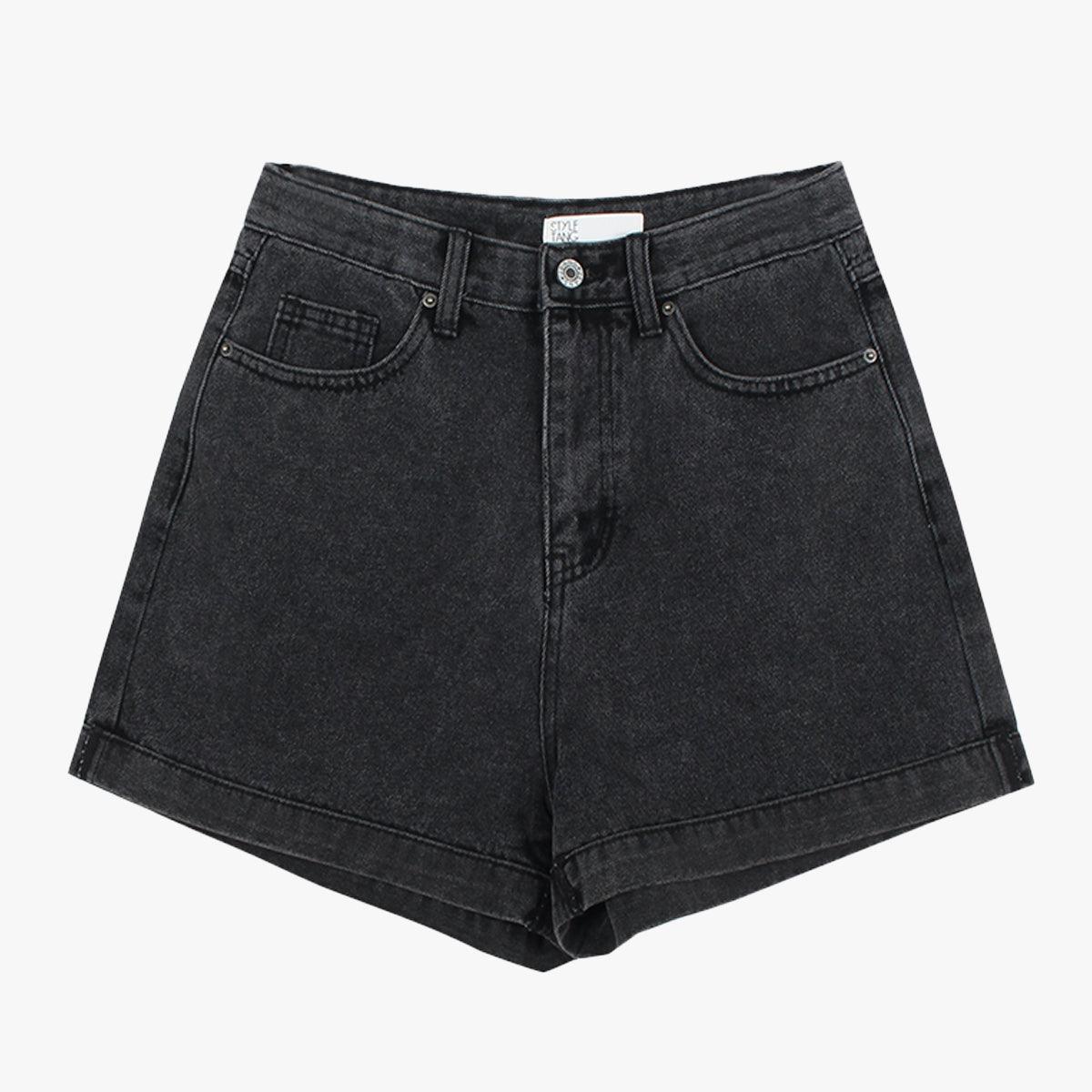 Black Vintage Shorts Back Pocket Dog Patch - Aesthetic Clothes Shop Black Vintage Shorts Back Pocket Dog Patch - Aesthetic Clothes Shop