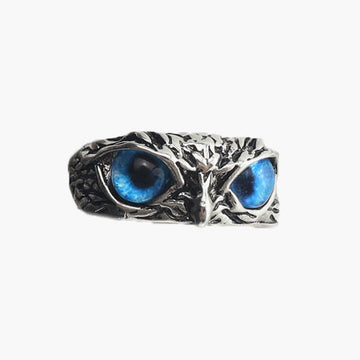 Crystal Blue Owl Eyes Ring