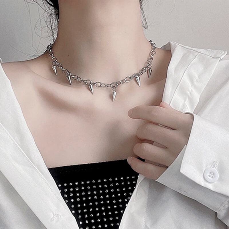 Hanging Spikes Grunge Chain Necklace