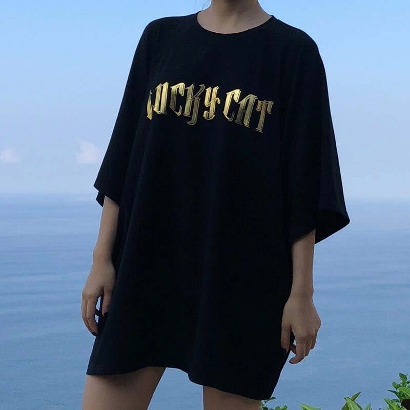 Lucky Cat Oversized T-Shirt Lucky Cat Oversized T-Shirt