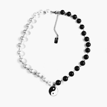 Ying Yang Necklace Black and White Beads - Aesthetic Clothes Shop Ying Yang Necklace Black and White Beads - Aesthetic Clothes Shop