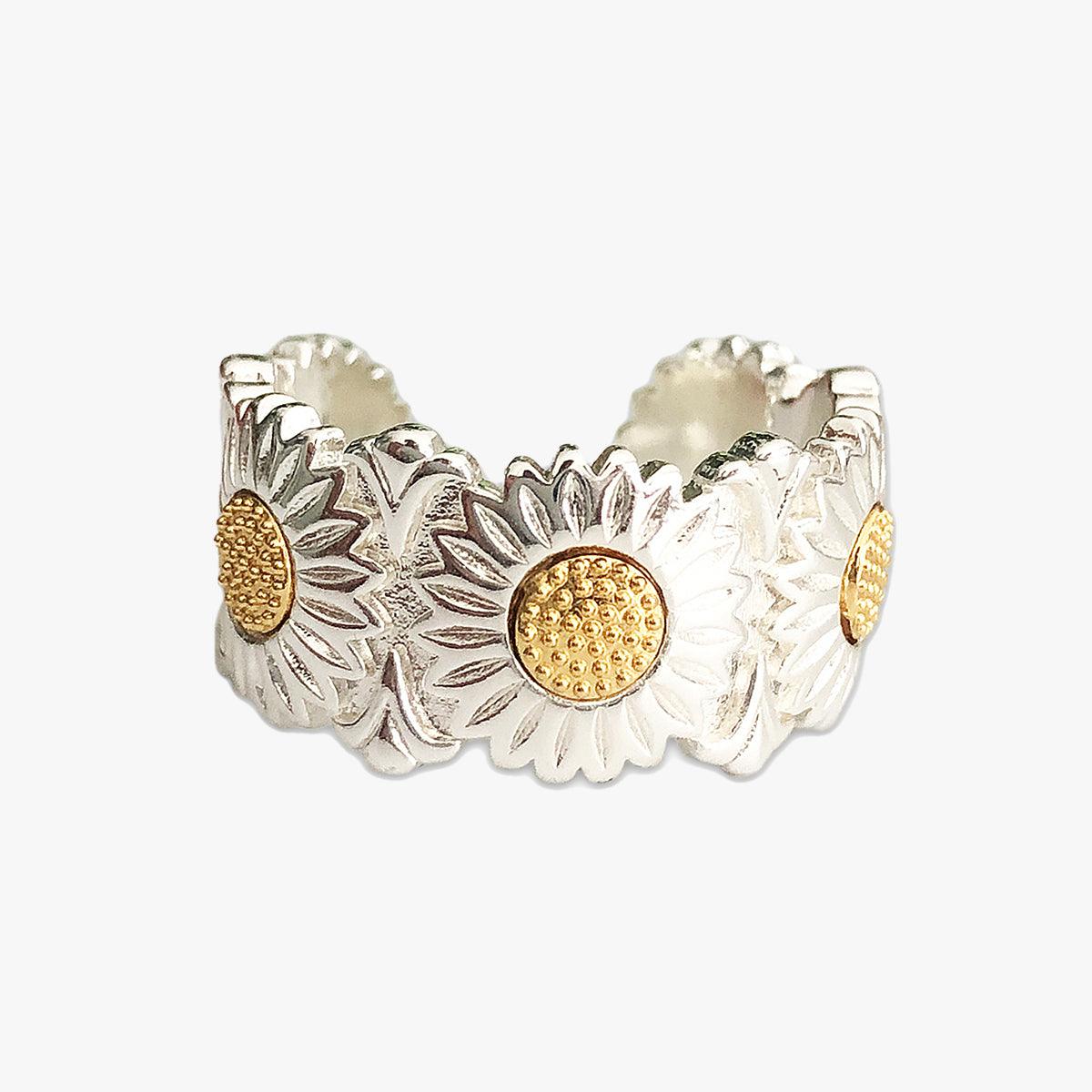 Daisy Hug Silver Ring Soft Girl Aesthetic - Aesthetic Clothes Shop